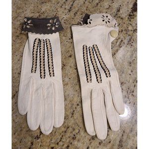 Vintage Size S Ivory Formal 8" Leather Gloves Crochet Accent Wrist Flap *Flaws*